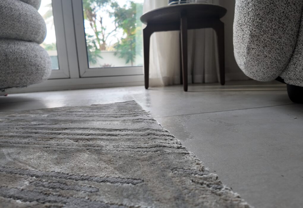 How to Get Rid of Musty Smell in Rug